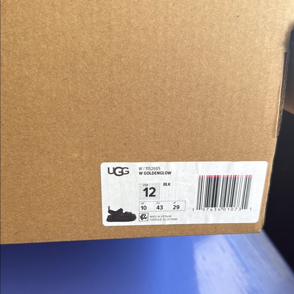 UGG Women's Goldenglow Sandals Black - Picture 7 of 7